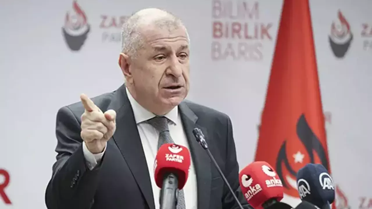 Ordu'nun Gülyalı ilçesinde Cumhurbaşkanlığı seçim sonuçlarını kutlayan AKP’lilerin konvoyundaki bir kişi tarafından bıçaklanarak öldürülen Erhan Kurt’un katil zanlısı tutuklandı. İki kişi ise adli kontrol şartı ile serbest bırakıldı.