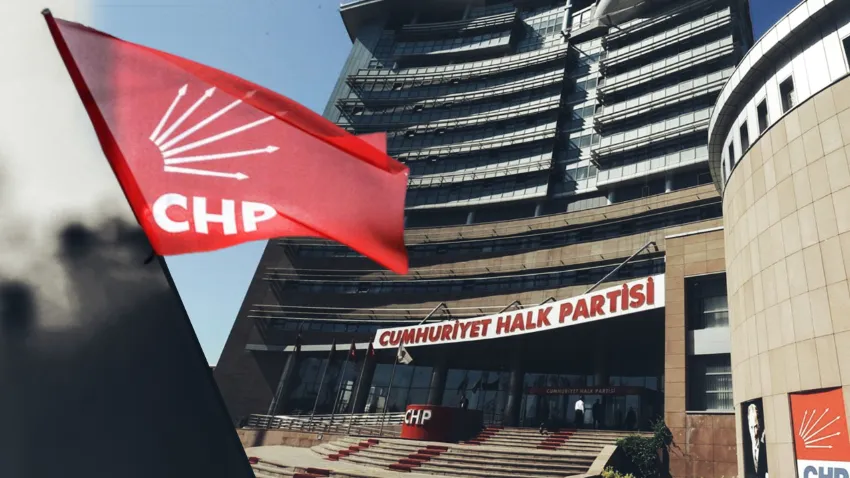 CHP’de İstanbul yarışı başladı! Kulislerde dikkat çeken isimler… Gürsel Tekin mi, Selçuk Sarıyar mı?