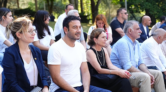 BEŞİKTAŞ ÇAMLIK PARKI’NDAKİ BASKETBOL SAHASI YENİLENDİ