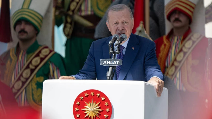 Cumhurbaşkanı Erdoğan’dan Ahlat’ta 'Terörsüz Türkiye' Vurgusu: 'Kirli Elleri Biliyoruz, Bizim de Bir Hesabımız Var!'