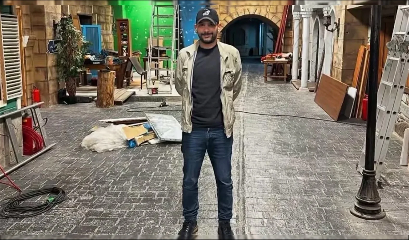 Yazar Murat Koparan, Üsküdar’daki villada başından vurulmuş halde ölü bulundu