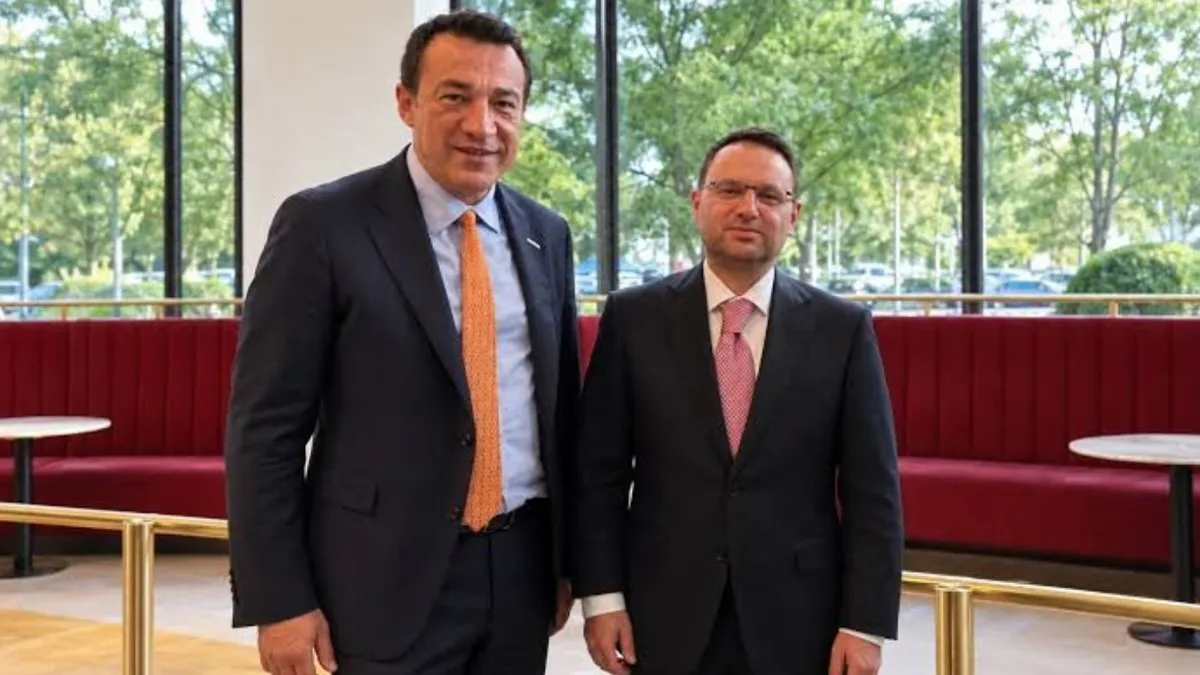 Bilal Çalışkan hakkında yakalama kararı! Bakan Gürlek ile olan fotoğrafın perde arkası ortaya çıktı